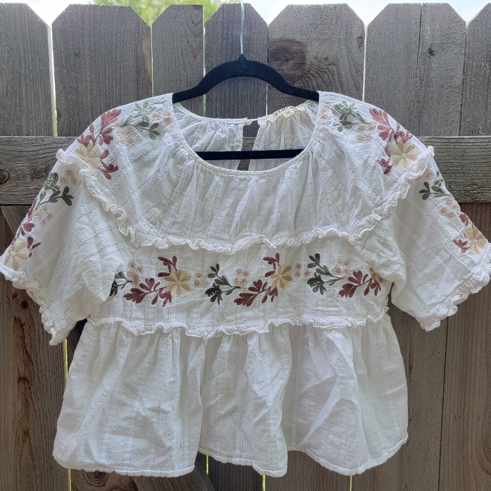 Floral Embroidered White Blouse